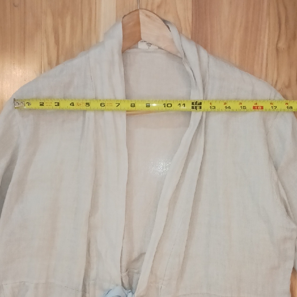 Elegant Cream Kimono with Tie - Picture 9 of 10